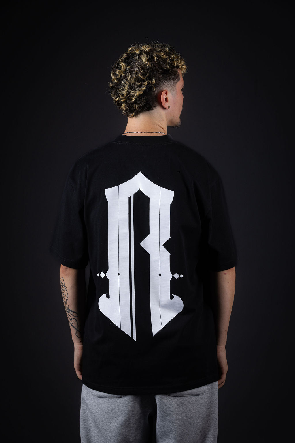 R HEAVY TEE